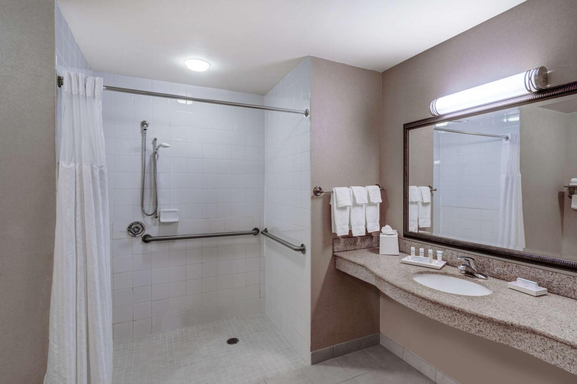 Hilton Garden Inn Augusta Ngoại thất bức ảnh